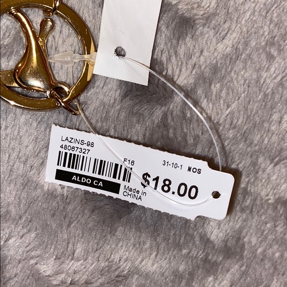 Monster Pom Pom - Picture 5 of 5